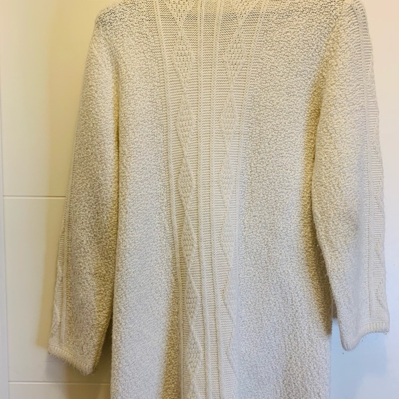 White Knitted Fuzzy 3/4 Length Cardigan - Picture 6 of 6